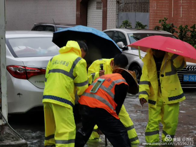 潮州潮安聚焦重点区域开展水上训练，全力以赴备战强降雨防御工作