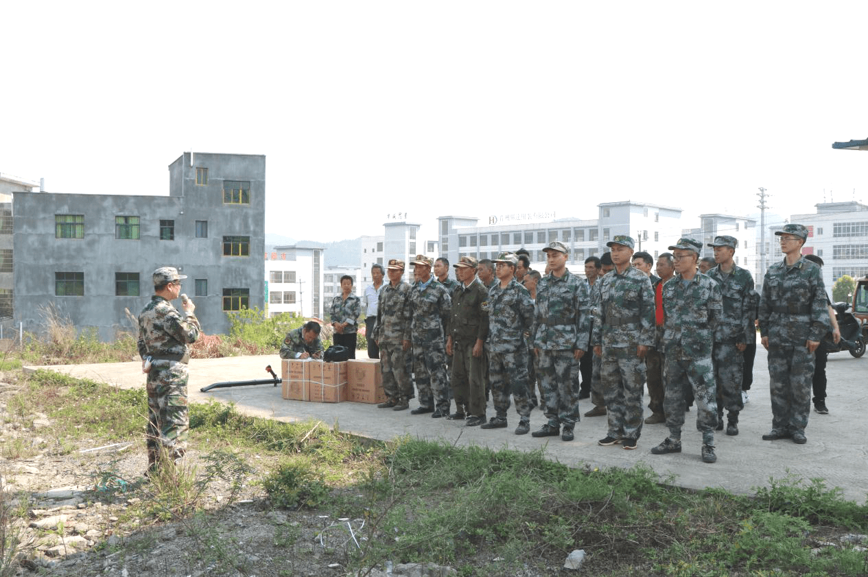 揭西县人武部组织民兵开展轻武器射击实战训练