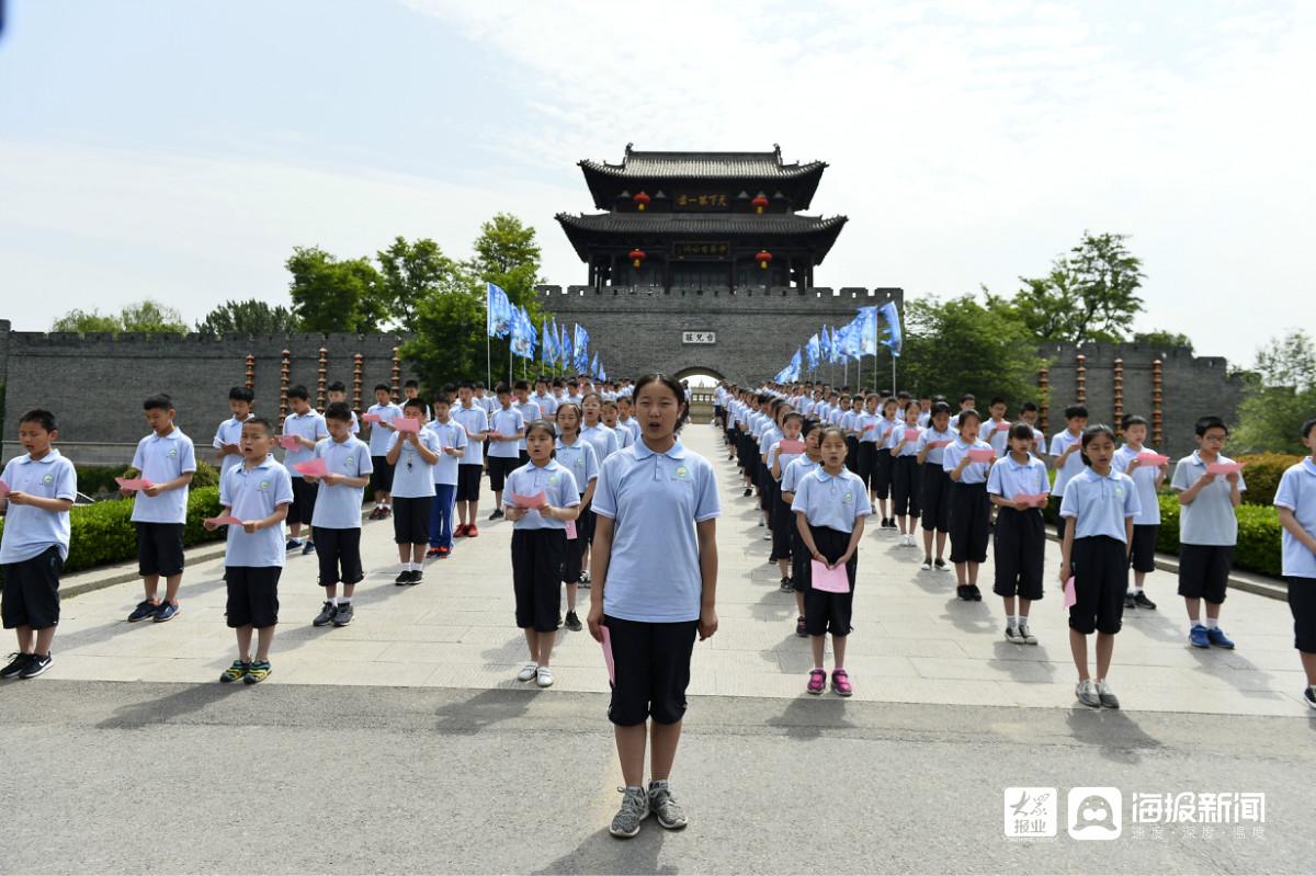 美籍华文作家安徽寻根之旅的告别之旅